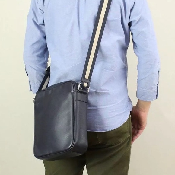 Coach Men’s Leather Messenger Bag NWT black - - Picture 2 of 8